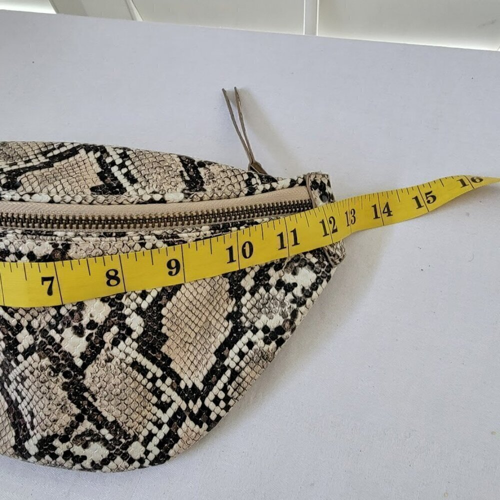Python Style Snakeskin Preston Belt/Crossbody Bag… - image 7